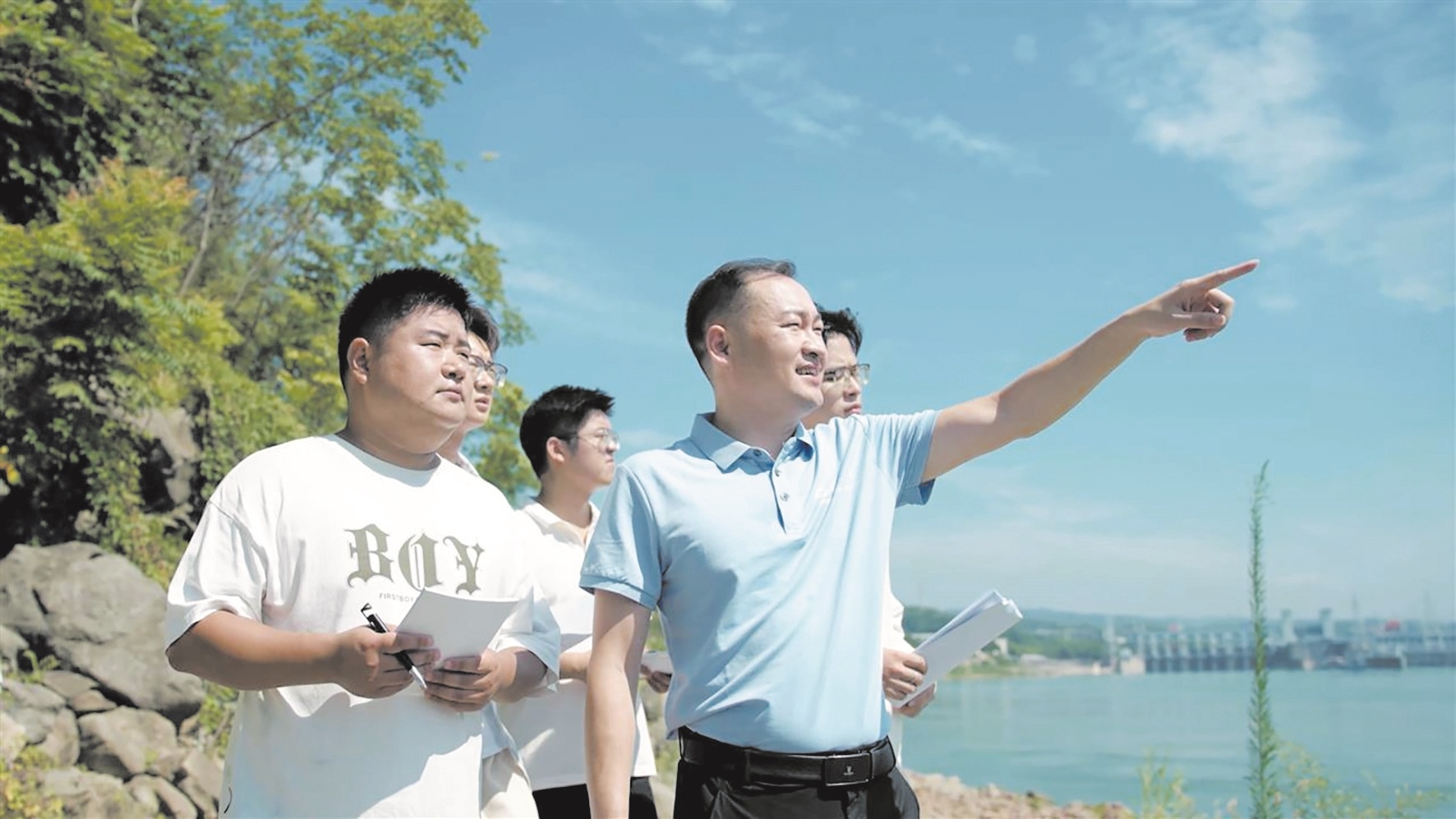 十六年帮千万尾鱼“回家” 这位教授培养百余名长江守护者