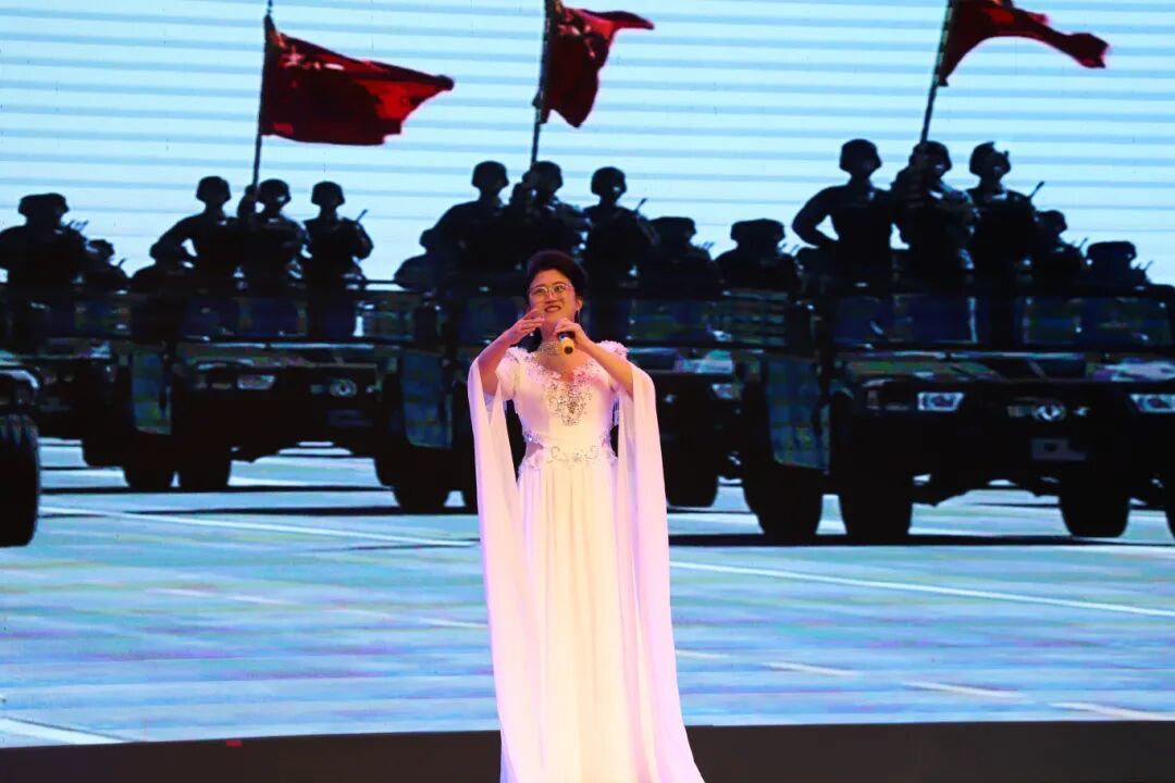 湖北残疾人艺术汇演暨“自强不息”宣讲进高校活动在长江新区举行