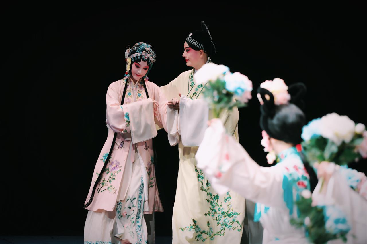 已有多场演出门票售罄！27场舞台艺术精品点亮2025长江文化艺术季