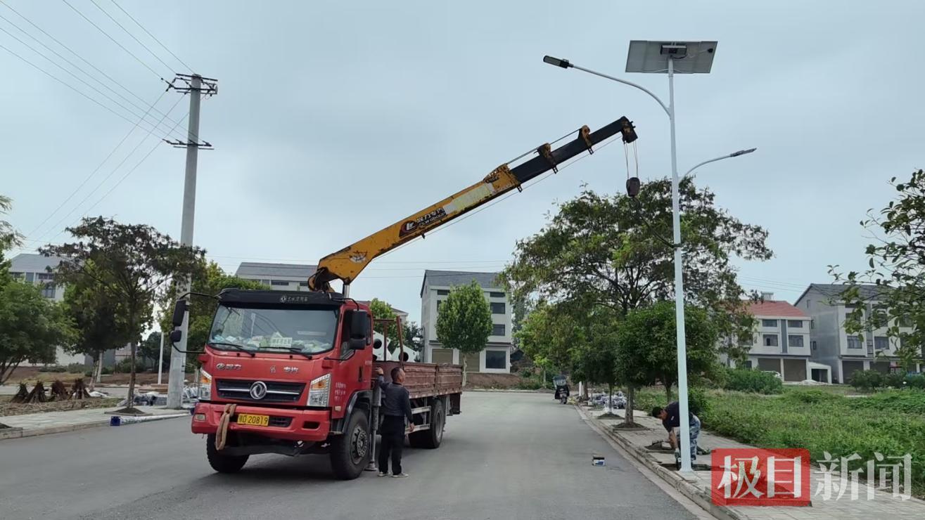 湖北江陵：“小路灯”照亮“大民生”