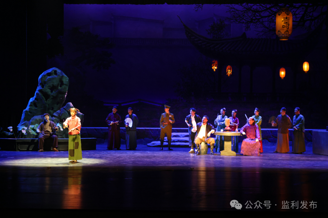 青春版《洪湖赤卫队》在监利上演