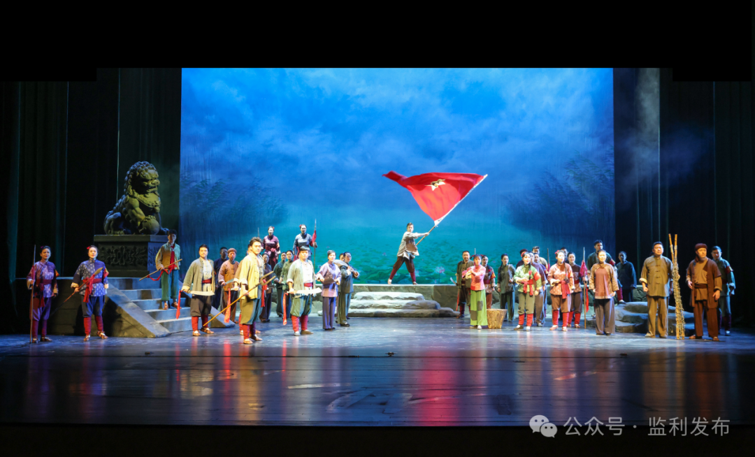 青春版《洪湖赤卫队》在监利上演