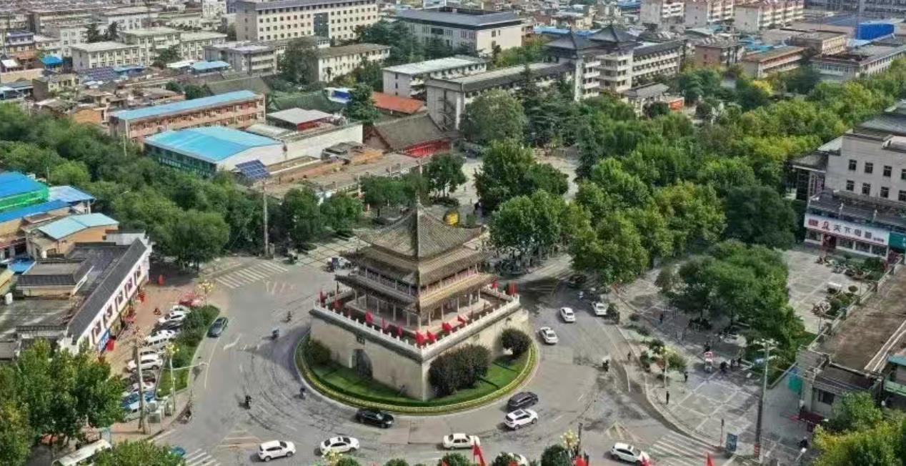 陕西省级文保户县钟楼深夜被撞，西安通报：北侧楼梯墙体受损，肇事车辆已被查扣，原因正在调查