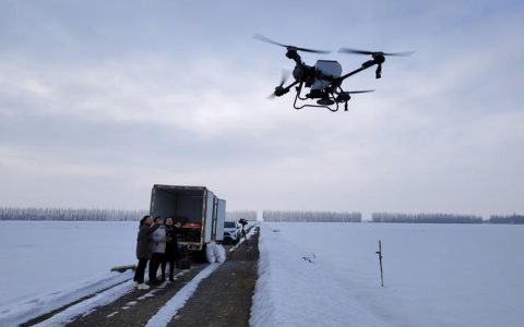 干河街道无人机作业助力秋冬播