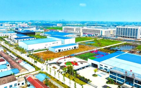 仙桃职业工装电商产业园一期开园