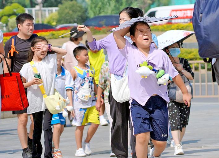 局地37℃！“秋老虎”来了 湖北多地今日高温升至35℃+