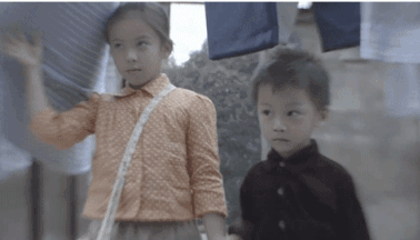 刘涛女儿王紫嫣要上大学了，幼年曾在《欢乐颂》中客串童年安迪