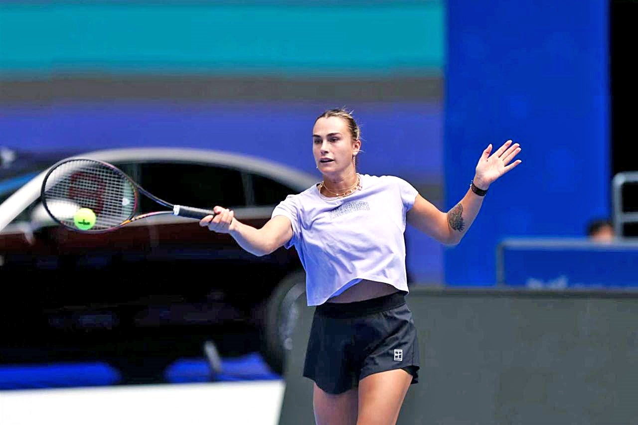 萨巴伦卡开启武网赛前训练