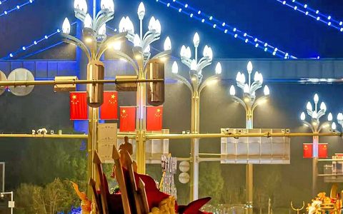 光谷国庆花车大巡游攻略来了 全程3公里时长2小时  建议地铁出行前往观看