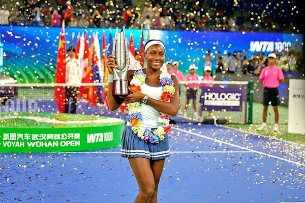 高芙2比0战胜佩古拉 武网迎“新后”