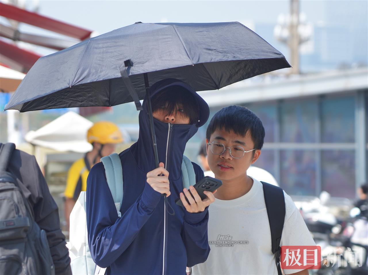 国庆假期第五天，武汉“炎”值在线，最高气温达33℃