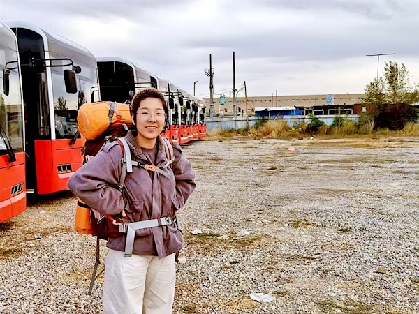 耗时7天跨越4000公里  湖北一家四口驾公交车去新疆霍尔果斯