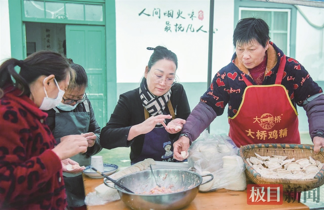 重阳饺子佳宴  敬邀五百长者 从非遗传承到家风传承，这个公安媳妇将“孝道”包进馅里