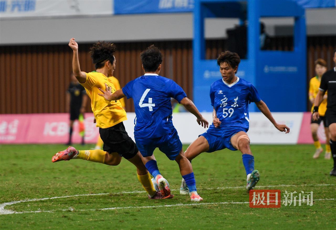 创造历史，相拥而泣！湖北男足U20队勇夺全运会金牌