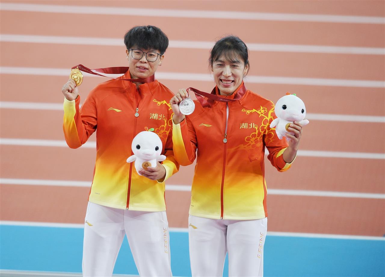 苏玲丹一掷定乾坤，勇夺湖北首枚全运会标枪金牌