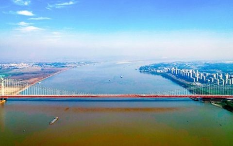 湖北燕矶长江大桥合龙 通车后黄冈至鄂州花湖机场15分钟直达