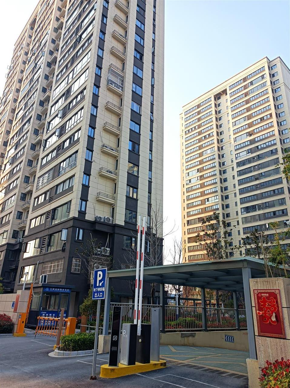 极目调查丨蚌埠一拆迁办临聘人员骗取多人购房款超千万元，自称钱已被挥霍，法院正审理案件