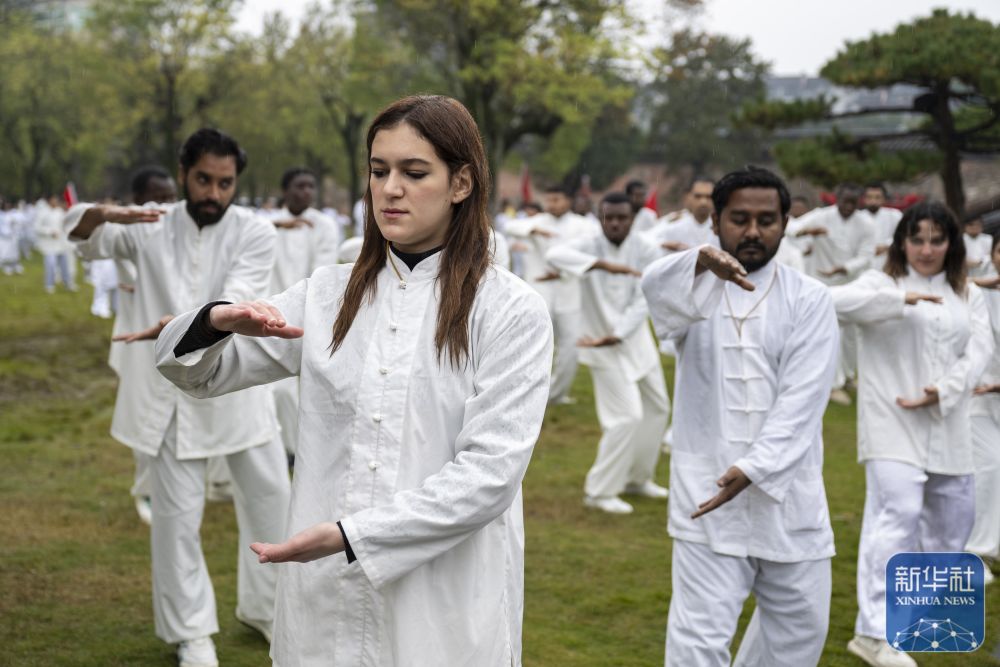 b2631a363195496a97891ca410b012dd