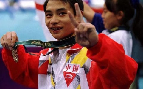 市李小双体操学校输送运动员郑九源勇夺全运会银牌