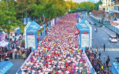 2025宜昌马拉松圆满举办