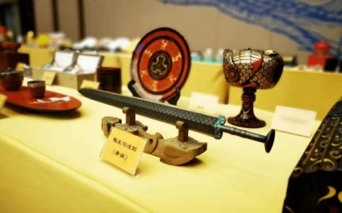 “荆彩绽放”文创盛典举行 高校联盟助推“荆州礼物”品牌升级