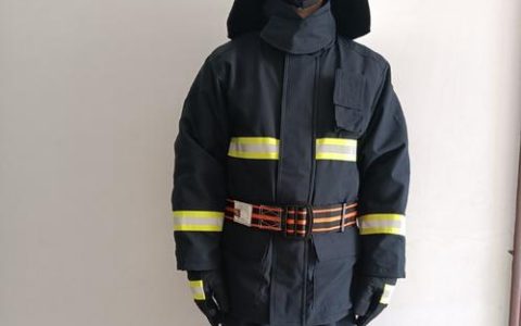 仙桃玄武岩无纺布成功制成消防服成品