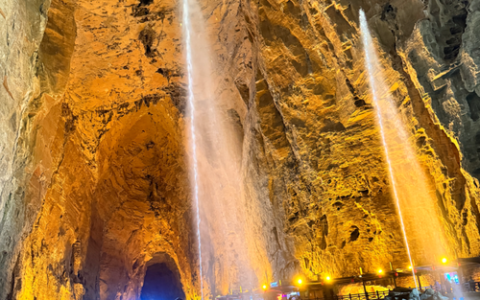 恩施大峡谷—腾龙洞世界地质公园亮相智利国际舞台