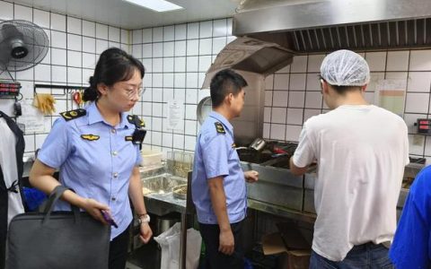 建始县“明厨亮灶”让外卖消费者更放心