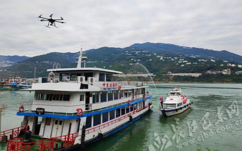 巴东县多部门联合开展长江水上消防应急综合实战演练