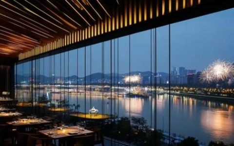 宣恩浪漫温泉城建设项目动工