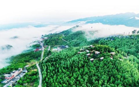 咸丰县为世遗唐崖打造“美丽长廊”