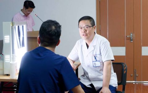 引入第三方见证，让医患沟通更透明——潜江市中心医院首例“术前谈话第三方见证”顺利完成