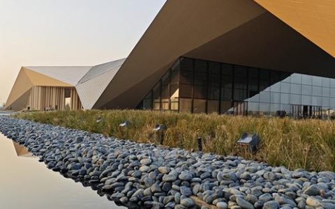 湿地旁看艺术展，沉湖国际小镇全球首次公开亮相