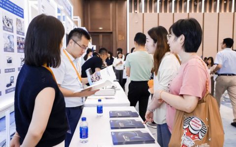 第八届进博会闭幕！荆州交易分团意向采购额3400万美元