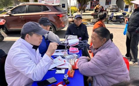 全国各地医疗界“大咖”空降荆州 共探老年健康服务发展新路径
