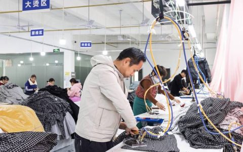 潜江纺织服装产业跑出高质量发展加速度