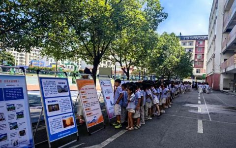 科普大篷车进校园千余名学子沉浸式解锁科学奥秘