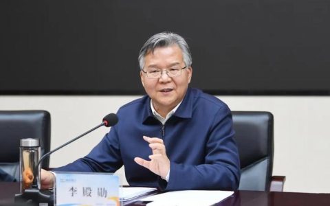 李殿勋在十堰竹溪县竹山县调研