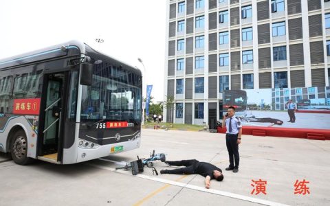 2025年度城市交通健康可持续发展案例公布 十堰纯电动公交车电池更换项目入选