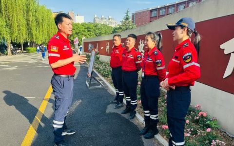 “小岗位 大奉献”系列报道二 ：“电波卫士”守护空中秩序