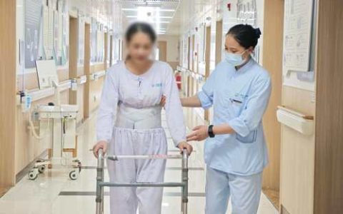 浠水县人民医院全面铺开“免陪照护”服务