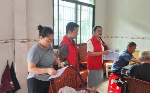 文艺送下乡  医保送上门 嘉鱼医保宣传直达群众身边