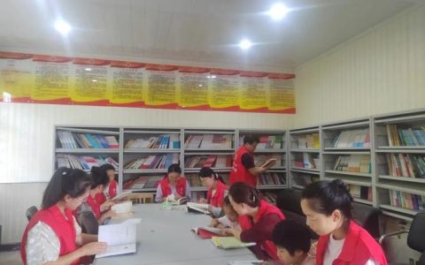 万册图书下乡  赤壁农家书屋添“文化养分”