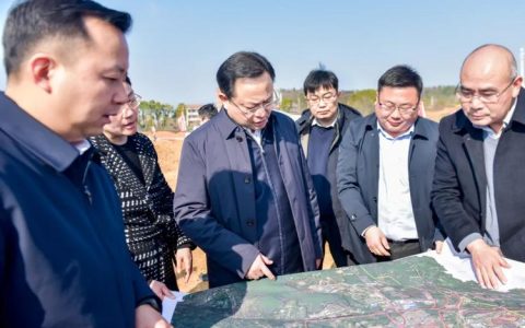 孙兵调研武黄高速改扩建项目