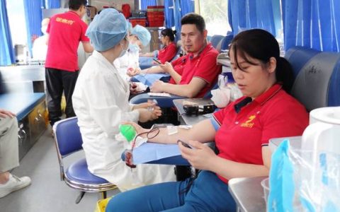 我市举办无偿献血者联谊活动