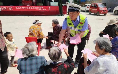 彭场镇执法普法双发力守护群众出行“生命线”