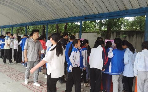 潜江：“双减”之下 童年归位