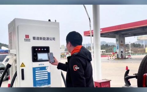 潜江服务区超充站破解车主高速补能焦虑