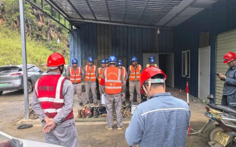 潜江农发押运公司：“演练+培训”筑牢“防火墙”