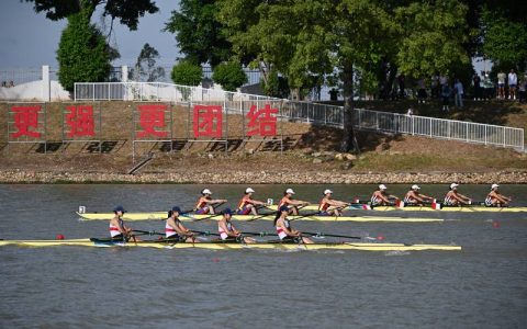 全运会女子500米四人皮艇决赛  黄石籍运动员张倩夺得亚军